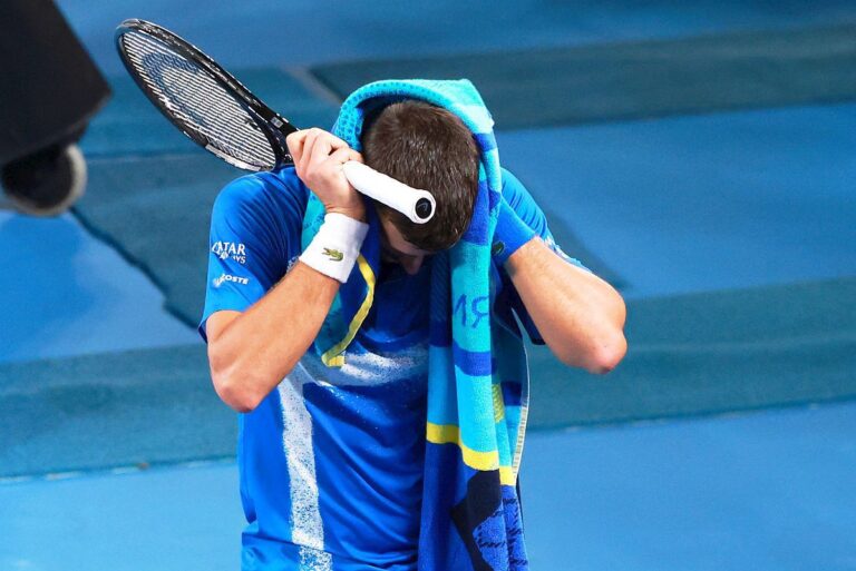 ULTIMA ORĂ                    Rumoare la Australian Open! Novak Djokovic a ABANDONAT în semifinala cu Alexander Zverev