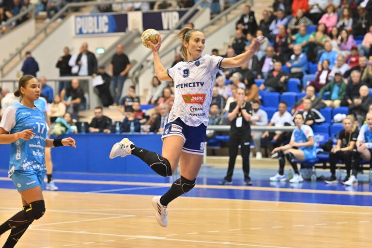Handbal (f) / Să ne săltăm în clasament! SCMU Craiova vrea trei puncte cu Cisnădie