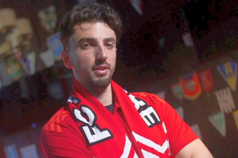 OFICIAL                    Andrei Vlad a semnat! Portarul a fost prezentat oficial la noua echipă