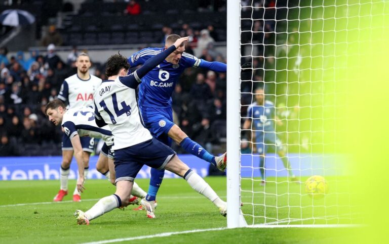 LIVE                    Tottenham – Leicester » Desfășurare neverosimilă: oaspeții întorc scorul în 4 minute! Drăgușin e titular