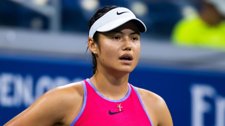 Emma Răducanu s-a retras de la Auckland! Va încerca recuperarea pentru AO 2025