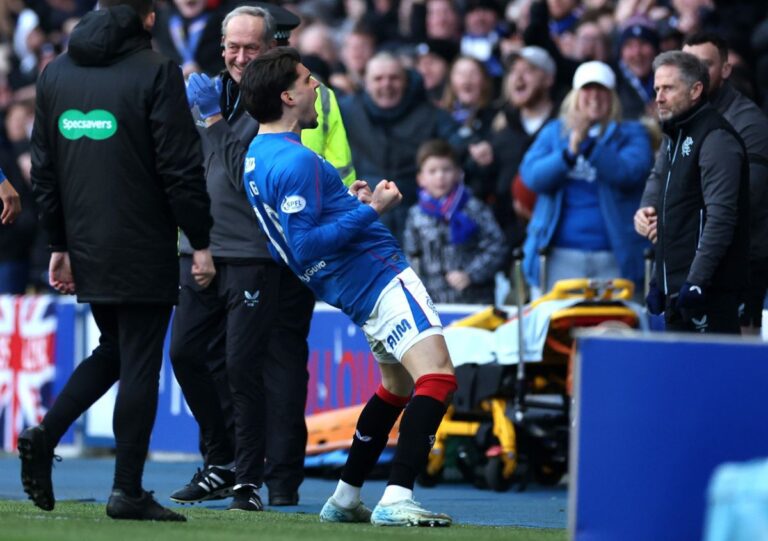 LIVE                    Rangers – Celtic, marele derby al Scoției » Ianis Hagi, GOOOOL senzațional din afara careului! Fanii îi scandează numele