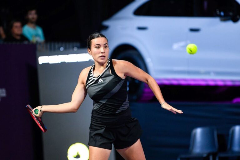 CRONICĂ DE MARIUS MĂRGĂRIT                    Gabriela Ruse a spulberat-o pe Irina Begu, ajungând pentru a doua oară în turul secund la Australian Open