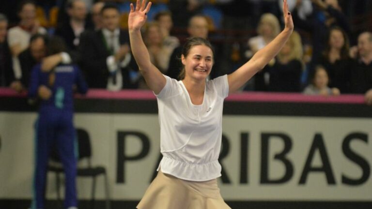 Finală WTA la 37 de ani! Monica Niculescu va juca cu trofeul pe masă la Hobart