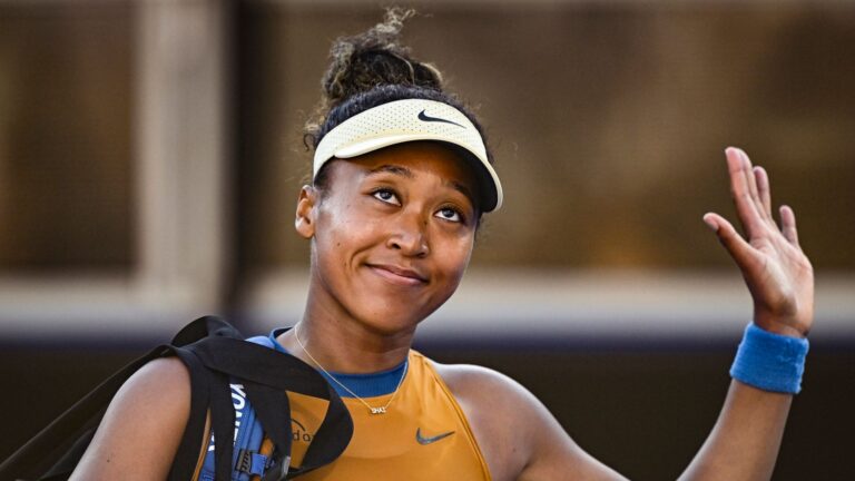 Naomi Osaka, nevoită să se retragă în finală! Tauson e campioană la Auckland