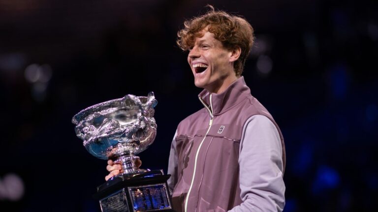Jannik Sinner rămâne „rege“ în Australia! Triumf categoric în finala cu Zverev