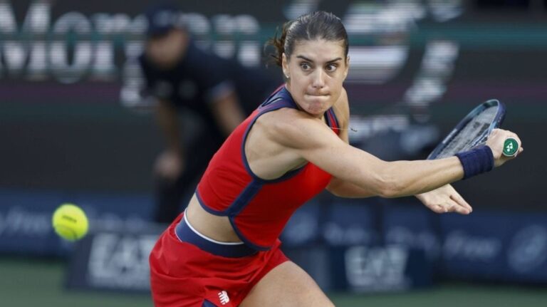 Sorana Cîrstea s-a înclinat în faţa Svitolinei! Românca, out de la AO 2025