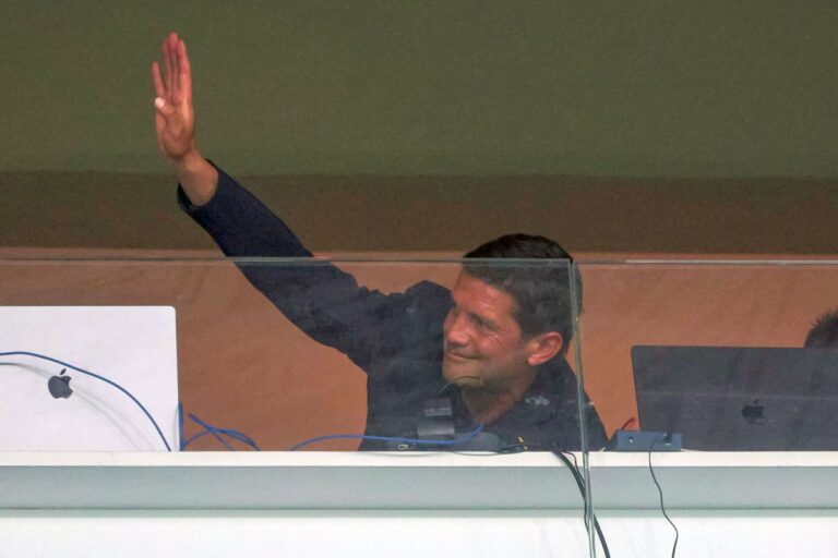 NEWS ALERT                    Curg elogiile pentru Cristi Chivu în presa din Italia, după revenirea fabuloasă a Parmei cu Atalanta: „Fundamental!”