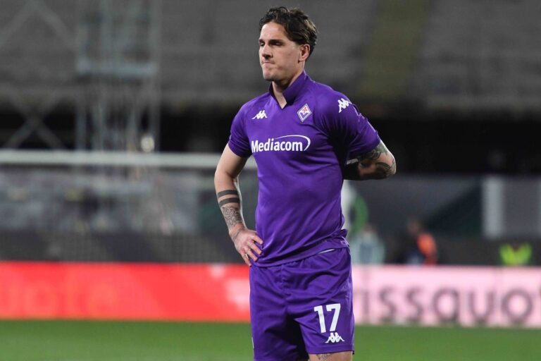 NEWS ALERT                    „Era beat, a urinat în vestiar! A băgat doi tineri jucători în spital” » Dezvăluiri șocante: ce riscă fotbalistul care a declanșat scandalul momentului din Serie A
