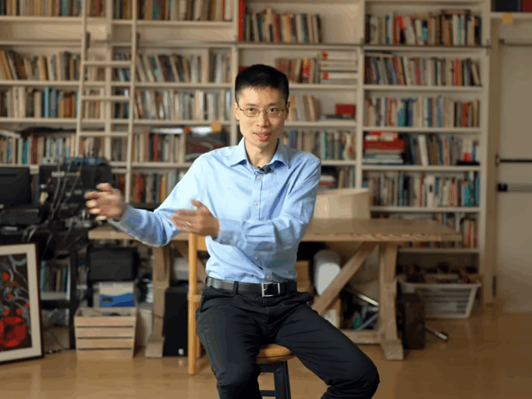Profesorul Po-Shen Loh, fost antrenor al echipei SUA la Olimpiada Internațională de Matematică, despre Nicușor Dan: Amabil și prietenos, ager la minte, cu picioarele pe pământ. E nevoie de mai mulți oameni cu inteligență analitică, asociată celei emoționale și carismei de a conduce