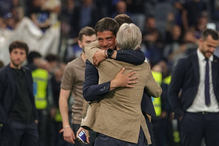 EXCLUSIV                    Contract nou și salariu mărit pentru Cristi Chivu la Parma » Cine pleacă de la echipă și ce buget de transferuri va avea