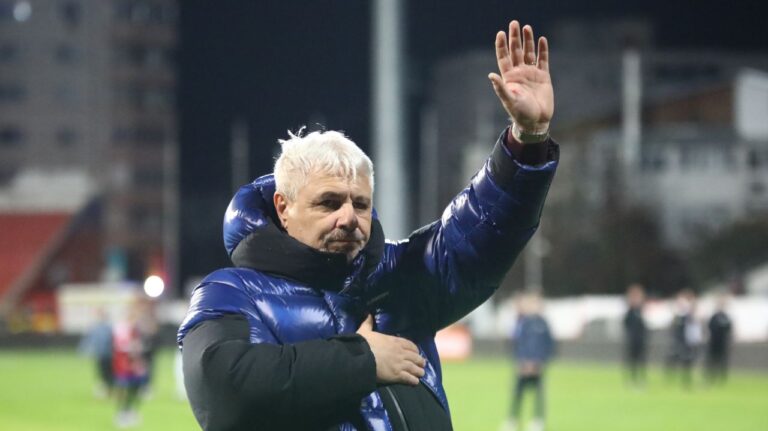 Rapid Bucureşti şi Marius Şumudică merg pe drumuri diferite din sezonul viitor