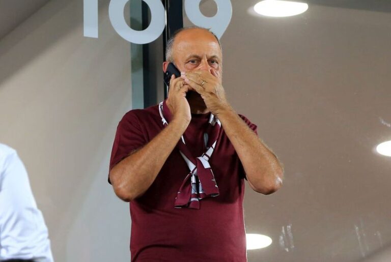 EXCLUSIV                    Un nou scandal la Rapid » „Împăratul” Dan Șucu a certat un om important chiar de ziua clubului: ce l-a nemulțumit pe patron