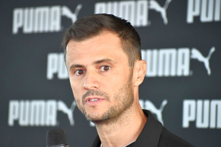 NEWS ALERT                    Situația la zi a transferurilor la Dinamo: Andrei Nicolescu a confirmat noutatea dezvăluită azi de GSP + două nume tăiate de pe listă