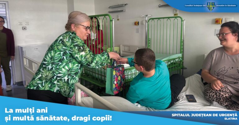 Siminica Mirea, cadouri pentru copiii din Spitalul Slatina
