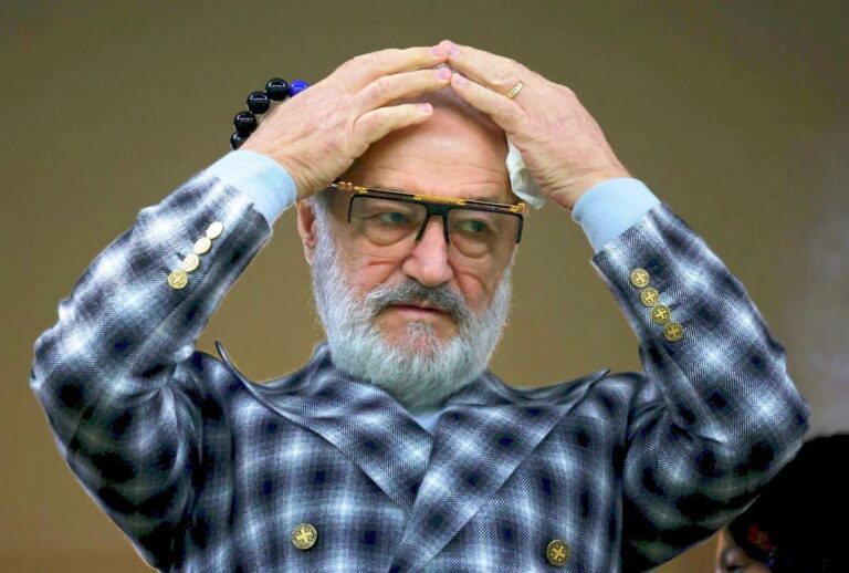 BREAKING NEWS                    Prima reacție oficială, după decizia EUIPO privind marca „FCSB Steaua”: „Văd că mai există o Steaua. Păi, ce facem acum?”
