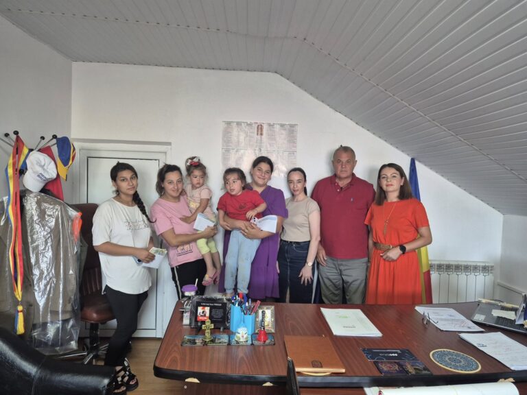 Primăria Brebeni sprijină familiile tinere. 2.000 de lei pentru fiecare nou-născut