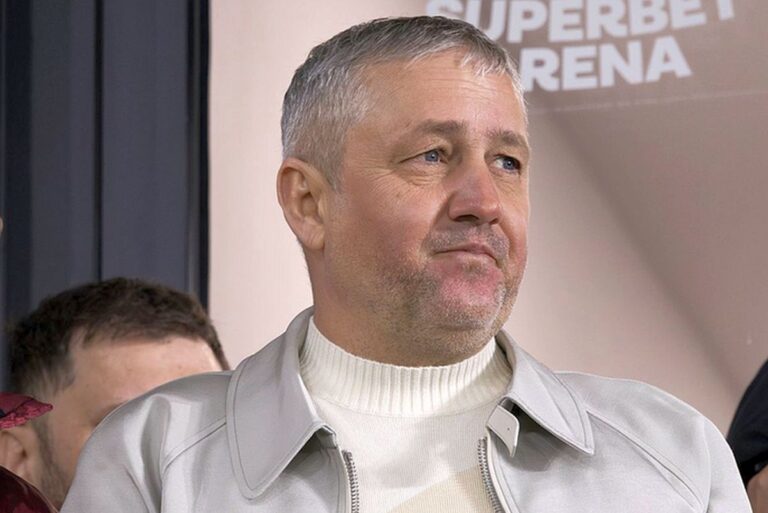 NEWS ALERT                    Mihai Rotaru a confirmat în direct despărțirea de jucător: „E în drum spre noua echipă”. A șaptea plecare de la Craiova!