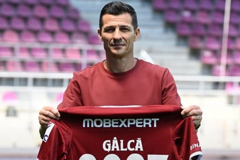 BREAKING NEWS                    Costel Gâlcă a semnat pe două sezoane cu Rapid » Legenda Stelei și-a stabilit staff-ul complet