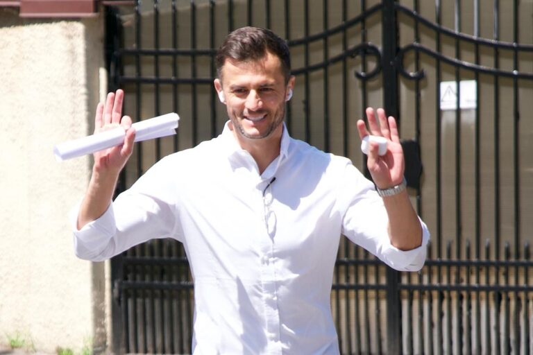 NEWS ALERT                    „Ne-am înțeles” » Dinamo dă lovitura cu transferurile ÎN MASĂ anunțate de GSP!