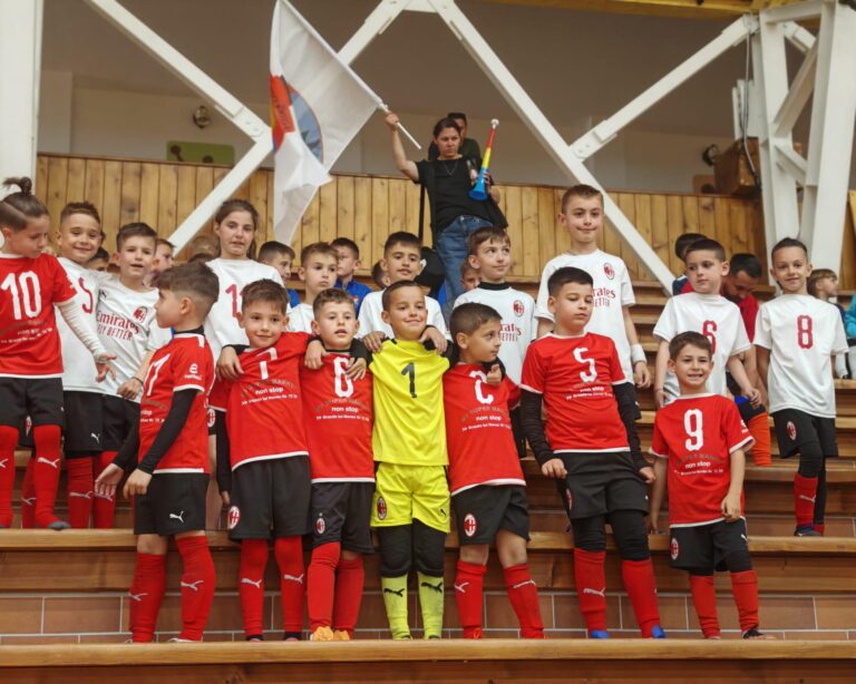 Juniorii de la Milan Academy Craiova au făcut treabă bună la Cheile Grădiștei