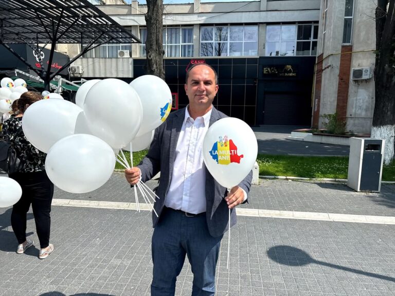 Bucurie și zâmbete de Ziua Copilului la Slatina. S.O.S. ROMÂNIA Olt alături de cei mici