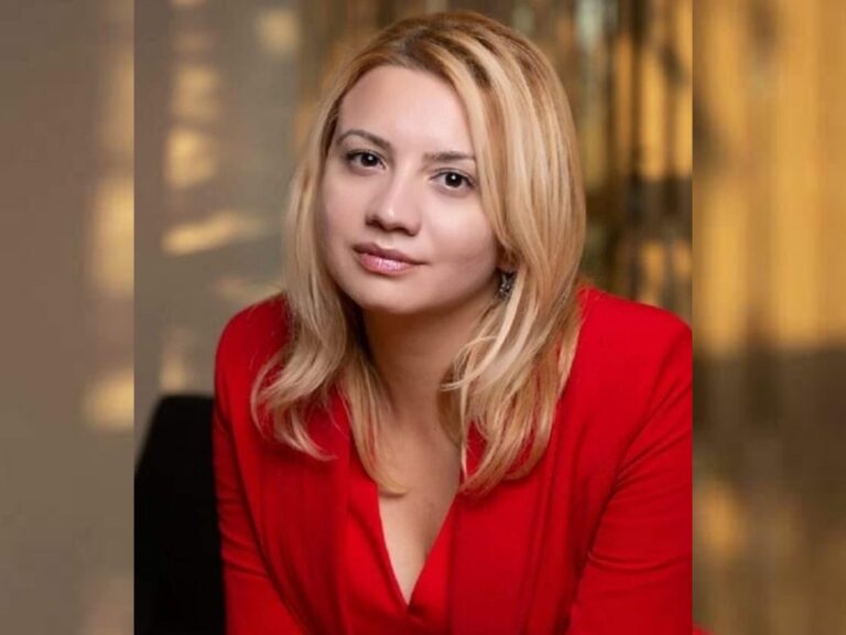 Op Ed / Să tai din ce n-ai! – profesoara Oana Șerban, lector la Facultatea de Filosofie a Universității din București