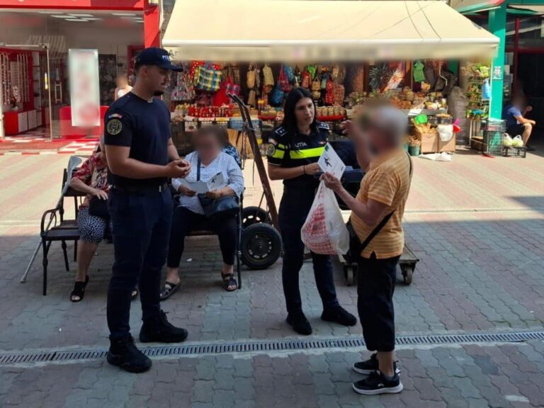 „Protejează-ți casa!” Polițiștii olteni, în stradă de Ziua Europeană de Prevenire a Furturilor din Locuințe