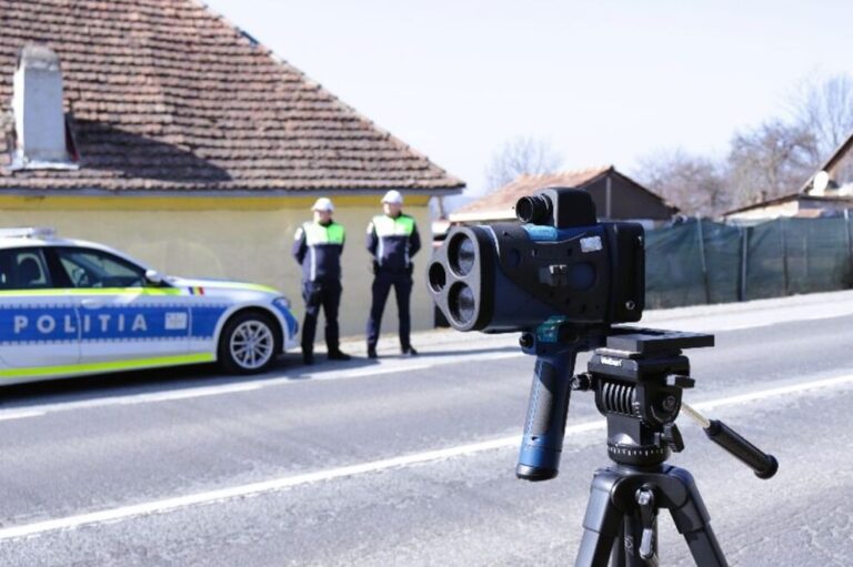 Radarul E-SIGUR, activ astăzi în Olt. Poliția Rutieră supraveghează traficul în zonele cu risc crescut