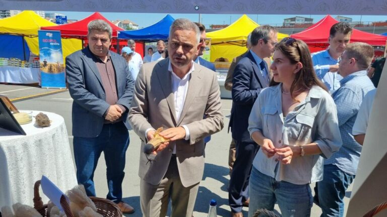 Ministrul Florin Barbu a inaugurat la Craiova târgul „De aici, de aproape. Din Oltenia”