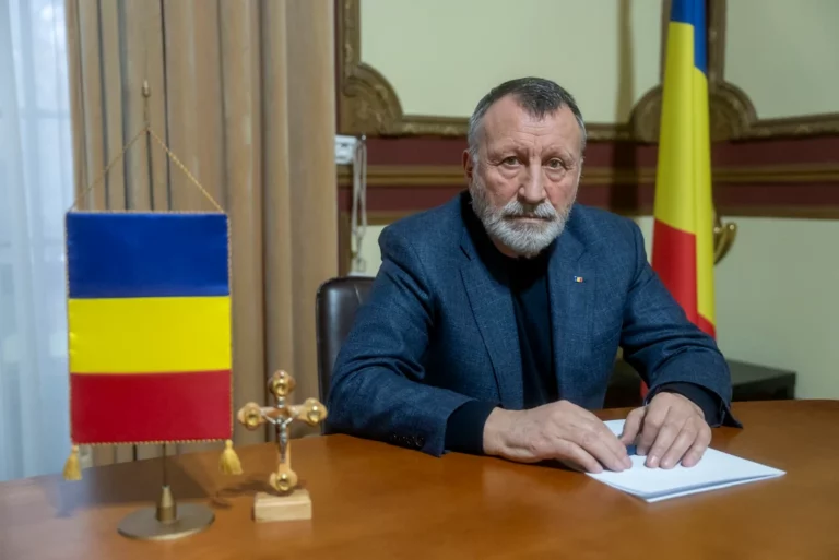 Cum a ajuns Paul Stănescu o țintă în mișcare?