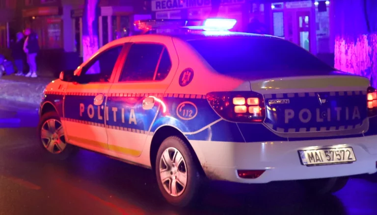 Vandalism și furt electoral în Voineasa. Polițiștii au deschis dosar penal pentru furt calificat și distrugere