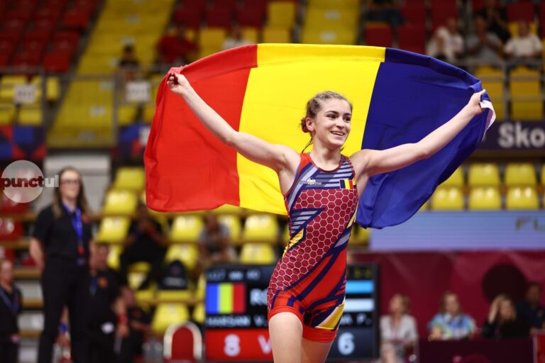 Lupte / Valia Hărșan, campioană europeană la U17