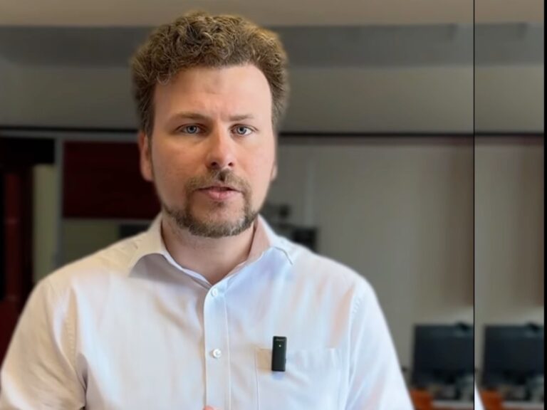 Obiectivul numărul 1 este să depășim România la rezultatele PISA 2029, anunță ministrul Educației din Republica Moldova, Dan Perciun