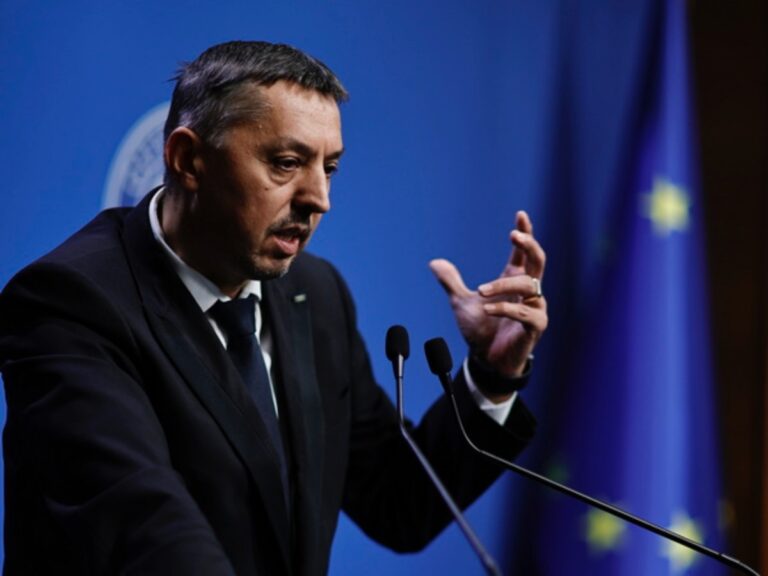 Daniel David: A fost o greșeală de-a lungul timpului că profesorii nu s-au bătut mai mult pentru un salariu decent