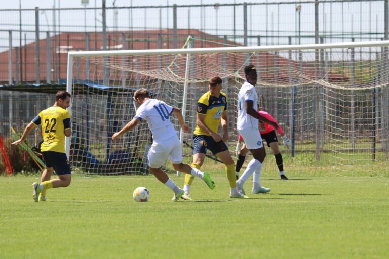 CSM Slatina, spectacol ofensiv în amicalul cu Viitorul Dăești. 9-1 în al treilea test al verii