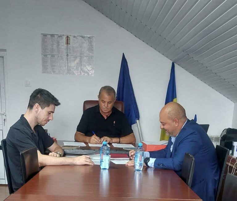 Canalizarea devine realitate în Brebeni. Lucrările vor începe curând