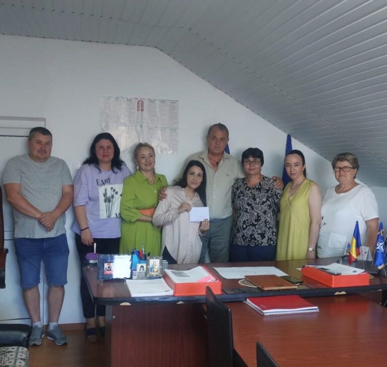 Primăria Brebeni susține tinerele familii. 2.000 de lei pentru fiecare nou-născut