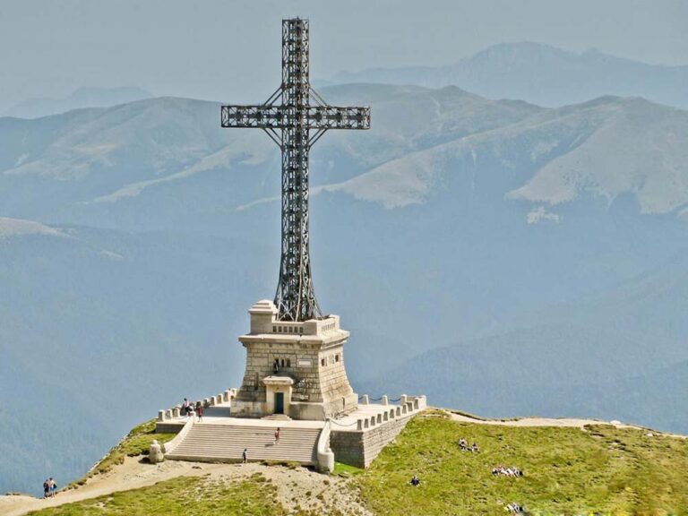GAZETA OLTULUI SUSTINE PROIECTUL: CRUCE PE ,,DEALUL GRADISTE,, DIN SLATINA