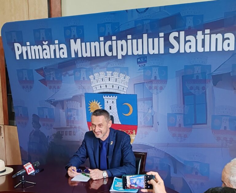Teatru în aer liber pentru tineri. Shakespeare reinterpretat ajunge la Slatina