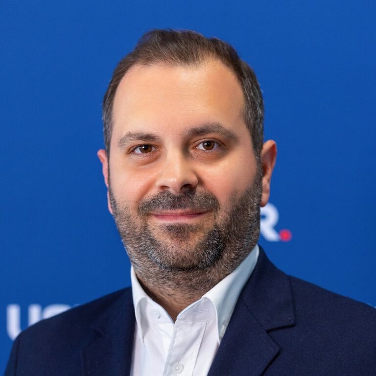 Deputatul USR de Dolj, Cezar Drăgoescu: „ANAF continuă să pună presiune pe micii contribuabili, în timp ce marii evazioniști și companiile cu datorii uriașe la buget scapă de controale”