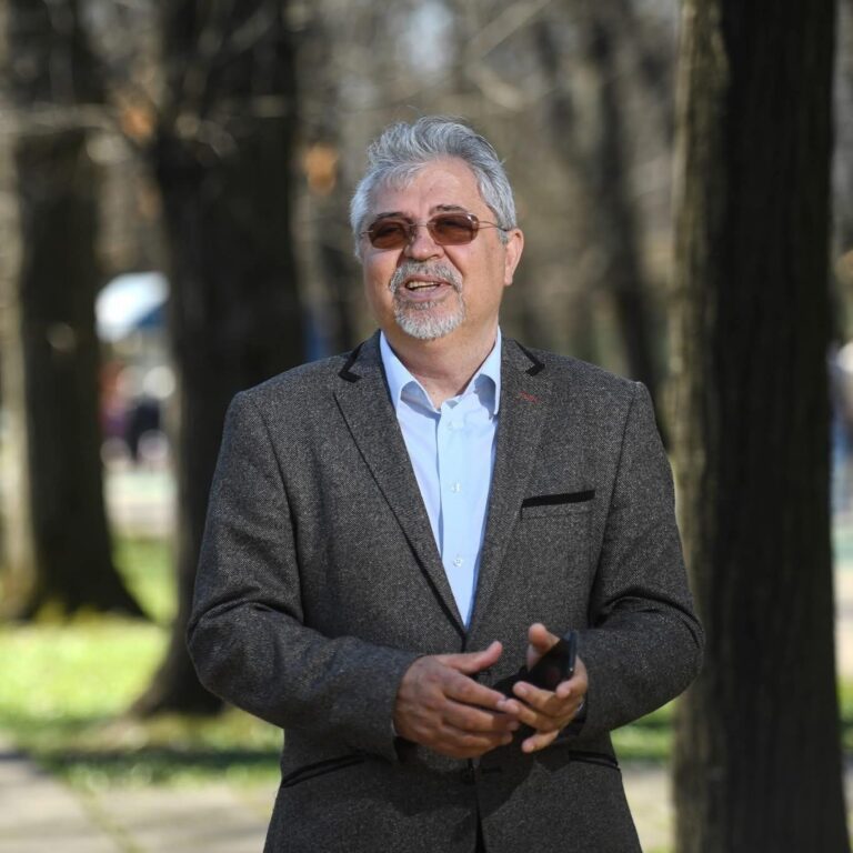 Parcul „Constantin Poroineanu” din Caracal, în plin proces de reabilitare. Peste 20.000 de arbori și arbuști vor fi plantați