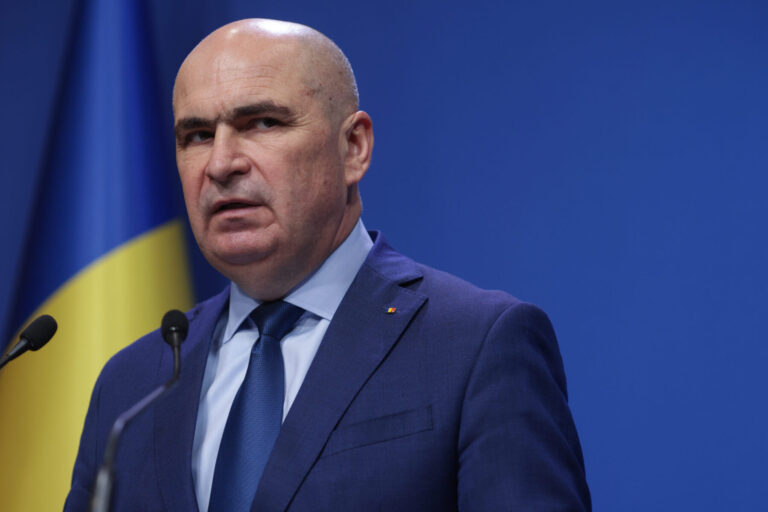Premierul Ilie Bolojan, întrebat de ce folosește comparații cu țări europene doar la norma de predare, nu și la salariile profesorilor: Aveți dreptate, nivelul de salarizare din educație nu este cel pe care personal mi-l doresc