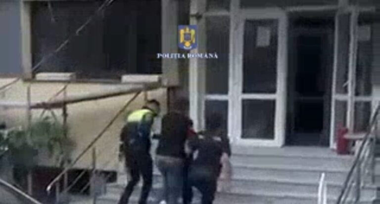 Bărbat din Oboga reținut după ce și-a agresat un consătean