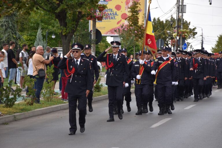 Ziua Pompierilor, celebrată la Slatina