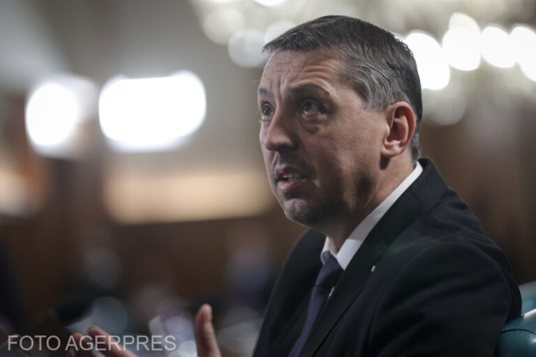 Ministrul Educației, Daniel David: Nu există clase cu 36 de copii. Dacă există, rog să-mi fie semnalate cazurile fiindcă sunt ilegale