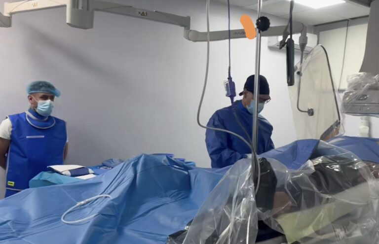 Premieră medicală la Spitalul Județean de Urgență Slatina. Angiograful de ultimă generație a fost pus în funcțiune Premieră medicală la Spitalul Județean de Urgență Slatina. Angiograful de ultimă generație a fost pus în funcțiune