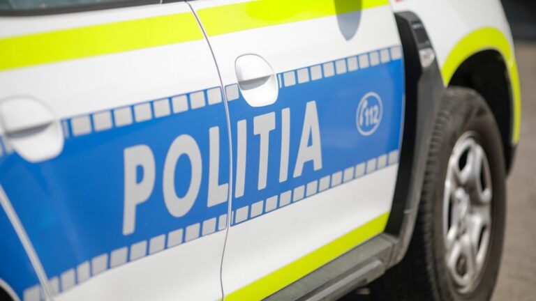 Trei bărbați reținuți după o bătaie în centrul orașului Balș