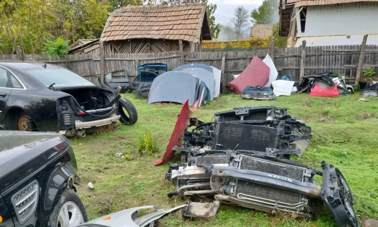 Autoturisme dezmembrate ilegal, la Ianca Autoturisme dezmembrate ilegal, la Ianca