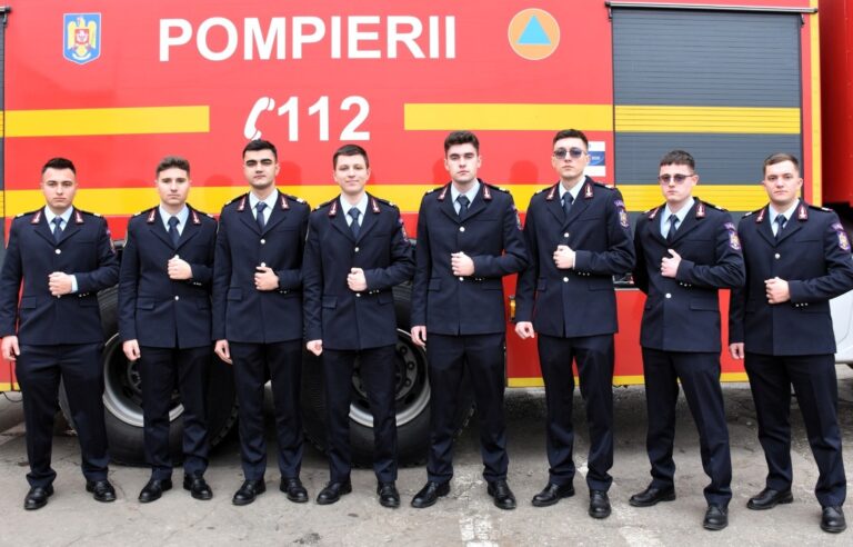 Opt noi pompieri întăresc echipa ISU Olt